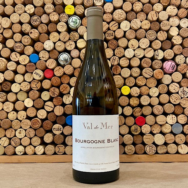 Val de Mer by Patrick Piuze Bourgogne Blanc 2023